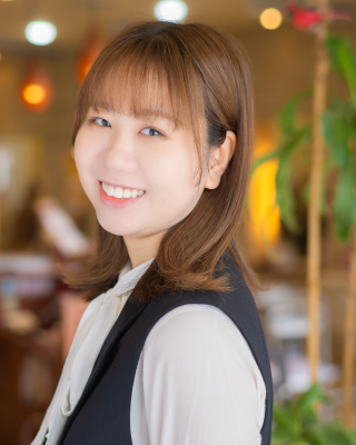 釧路市の美容室 エイプヘアデザイン アシスタントYuna Yoshida